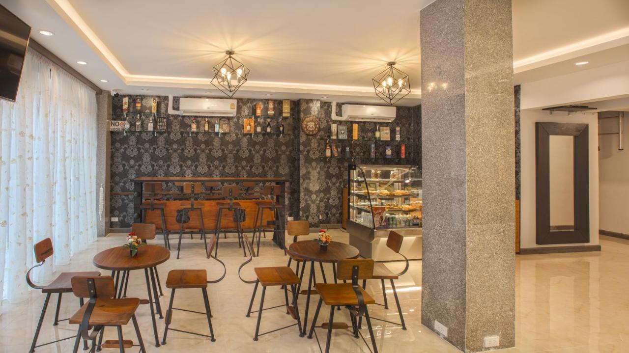 V One Pride-Sukhumvit 22, Bangkok Otel Dış mekan fotoğraf